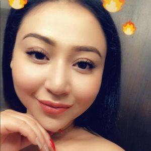 Meet your Posher, Angelica